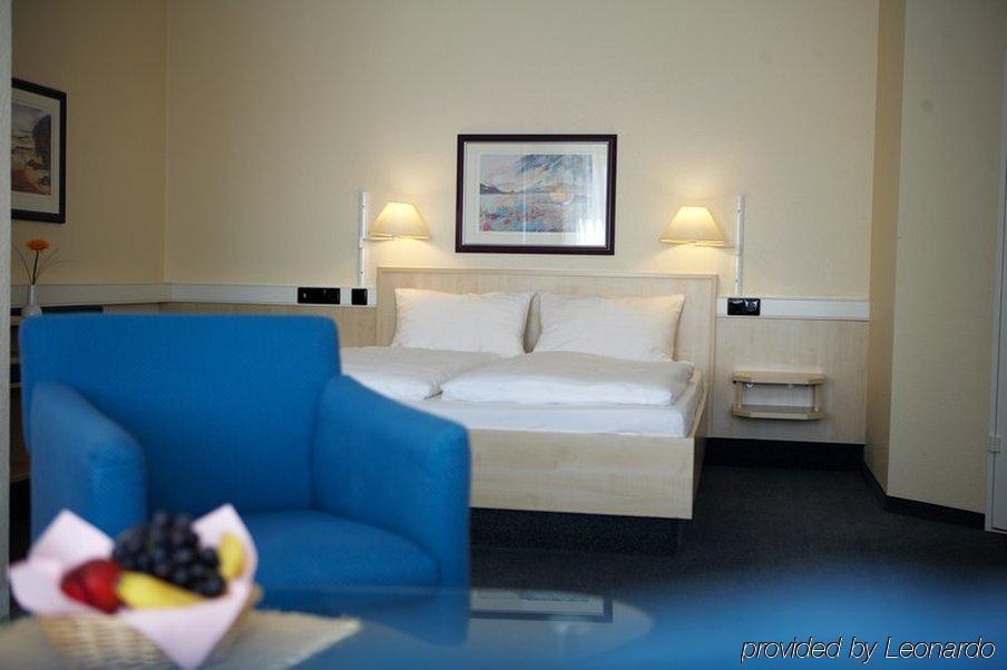 Intercityhotel Erfurt Szoba fotó
