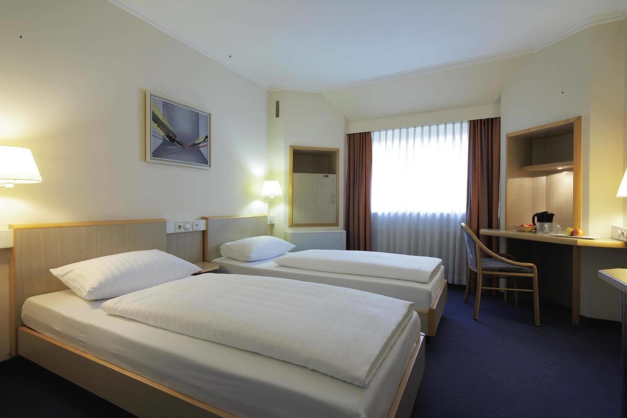 Intercityhotel Erfurt Kültér fotó